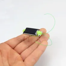 Игрушечные животные-насекомые на солнечных батареях, паук, муравей, кузнечик, таракан, жук, новые и забавные Обучающие солнечные комплекты для детей