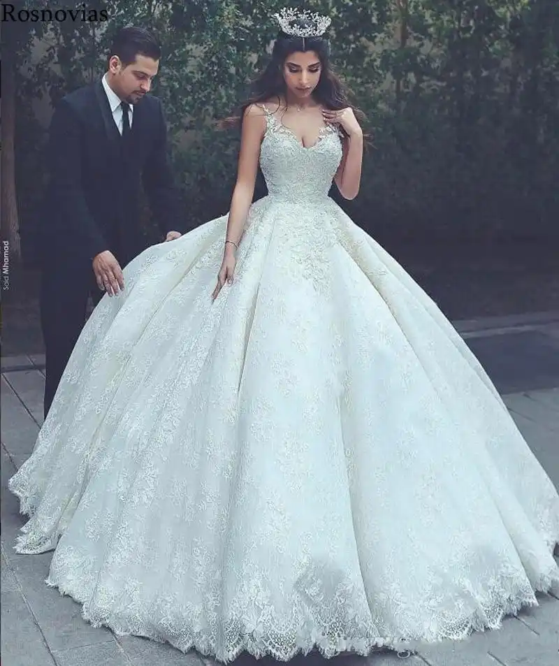 Vestido De Fiesta De Princesa De Lujo Vestidos De Novia De Encaje 2020 V Cuello Barrido Tren Apliques Largos Vestidos De Novia De Estilo Arabe Vestido De Novia Aliexpress