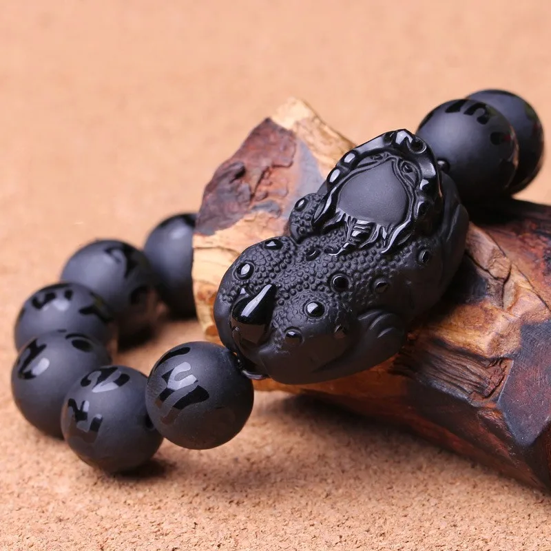 

Free Shipping New Fashion Obsidian Beaded Bracelet 2017 New Lucky Pixiu Men Round Beads Stone Strand Bracelets Jewelry Gift