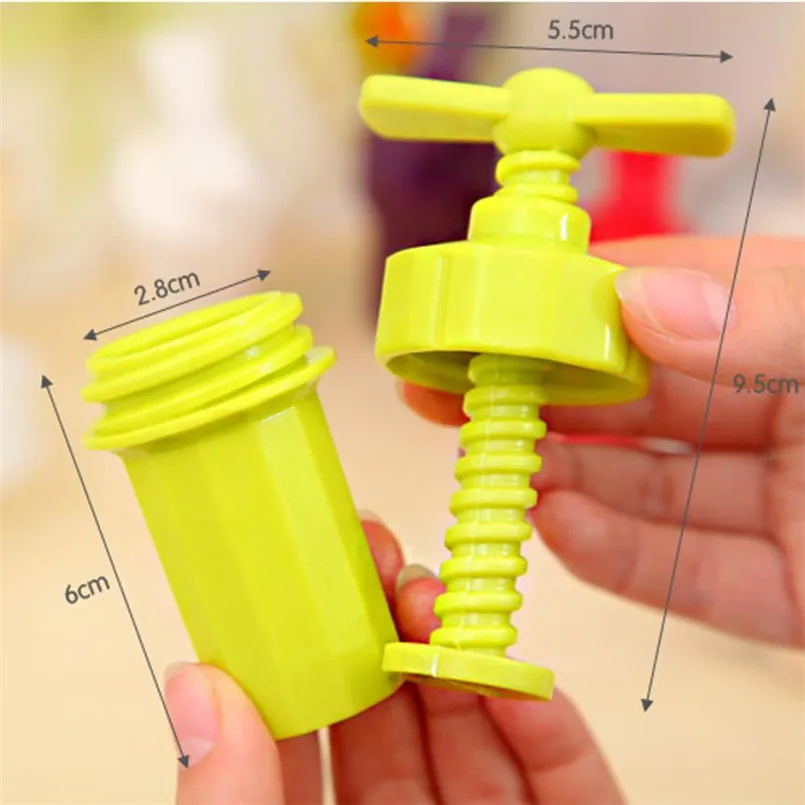 2018 Garlic Crusher Grater Plastic Box Twist Peeler Mincer Press Kitchen Tool Ginger Kitchen