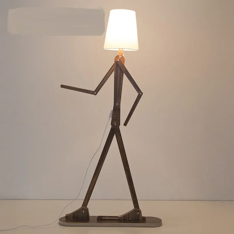 

New Chinese style floor lamp, modern wooden originality, simple log color, rotatable floor lamp, hotel, guest room bedro ZH MZ68