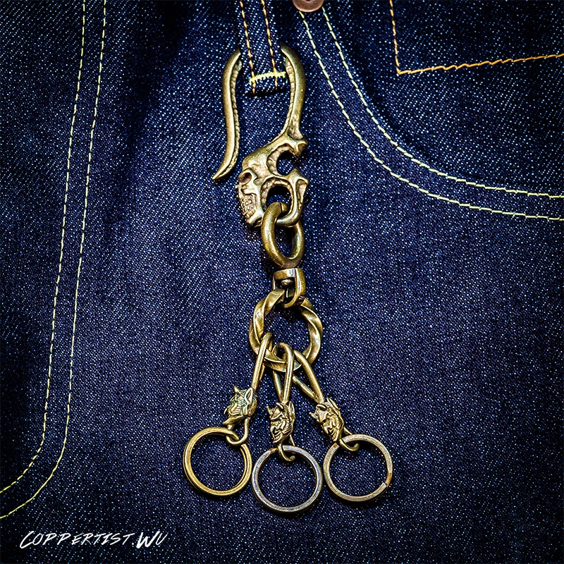 

coppertist.wu vintage punk rock Bronze Color Skeleton metal key chain ring unique keychain keyring suit creative trinket menotte