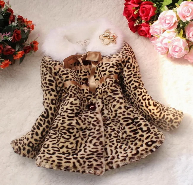 Леопардовое пальто с воротником из искусственного лисьего меха для девочек, одежда с бантом, осенне-зимняя одежда, верхняя одежда для маленьких детей, платье, куртка