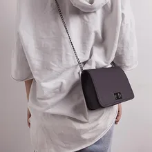 Mulher moda 2019 Embossing Worean Versão Japão e Estilo Coreano Selvagem Pequeno Quadrado bolsa de Ombro Mensageiro Saco de embreagem do sexo feminino Preto