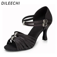Dileechi Для женщин из красного сатина, украшенная стразами и пряжками Сальса; бальные танцы; Танго Обувь для танцев Туфли для латинских танцев на высоком каблуке 7 см