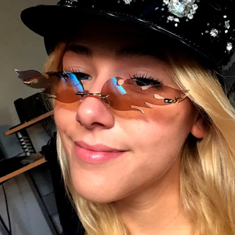 

New Fashion Fire Flame Sunglasses Women Men Vintage Metal Rimless Sun Glasses Gothic Oculos Feminino Lentes Gafas De Sol Mujer