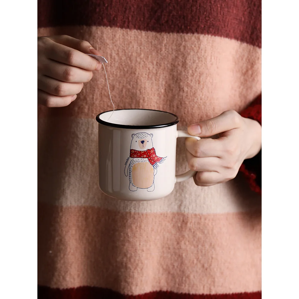 385 мл керамическая кофейная кружка красный шарф медведь ручная роспись Европа простой стиль молочные кружки с рукояткой посуда для напитков черная линия