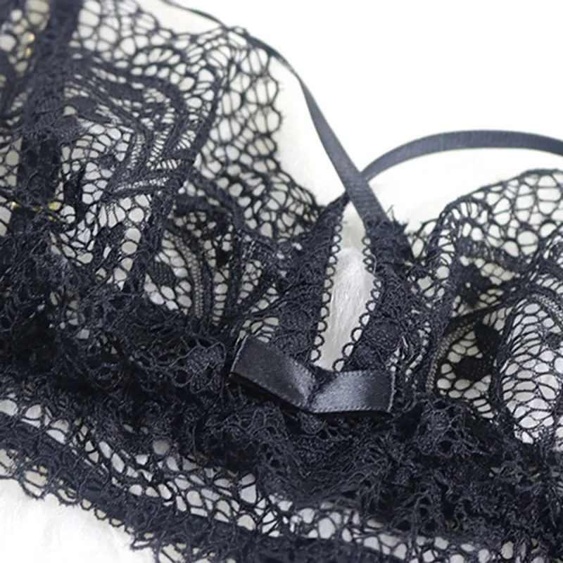 Women Set Lingerie Solid Wine Red Lace Sexy Openwork Cross Straps Gathered Bra + Stitching Color Lace Briefs Women Underwear Set