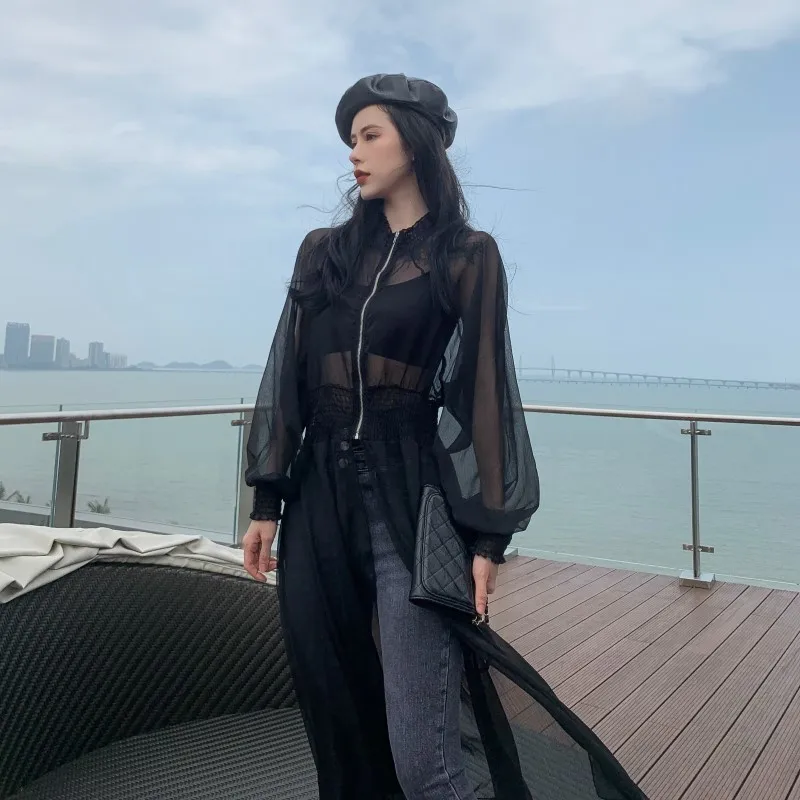 

[EWQ] Summer New Pattern Stand Collar Long Sleeve Lace Patchwork Split Long Waist Waist Slimming Sunscreen Women AG07200