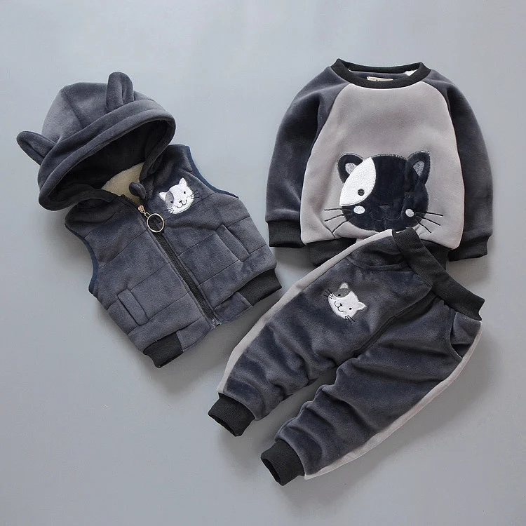 0-4 Years Autumn Winter Children Clothing Lovely Animal Velvet Kids Boys Girls Clothes Sets 3pcs Baby Set Child Outwear Coat 0-4 Years Autumn Winter Children Clothing Lovely Animal Velvet Kids Boys Girls Clothes Sets 3pcs Baby Set Child Outwear Coat
