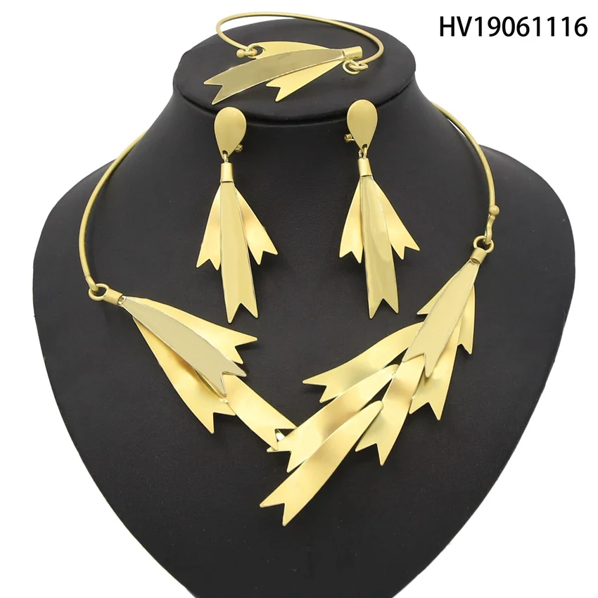 

Yulaili New Custom Rhinestone Leaf Shape Charm Choker Dangle Earrings Dubai Gold Jewelry Sets for Women Party Wedding Jewellery
