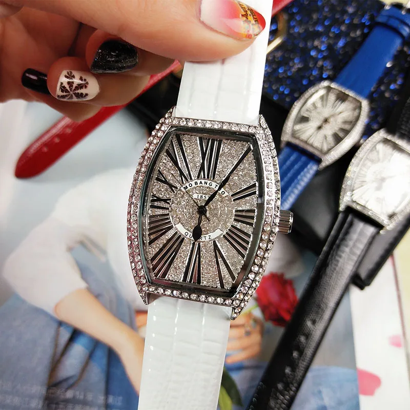 Женские часы Роскошная марка, Женская мода с кристаллами Tonneau Кварцевые женские наручные часы женские часы Relogio Feminino - Цвет: Белый