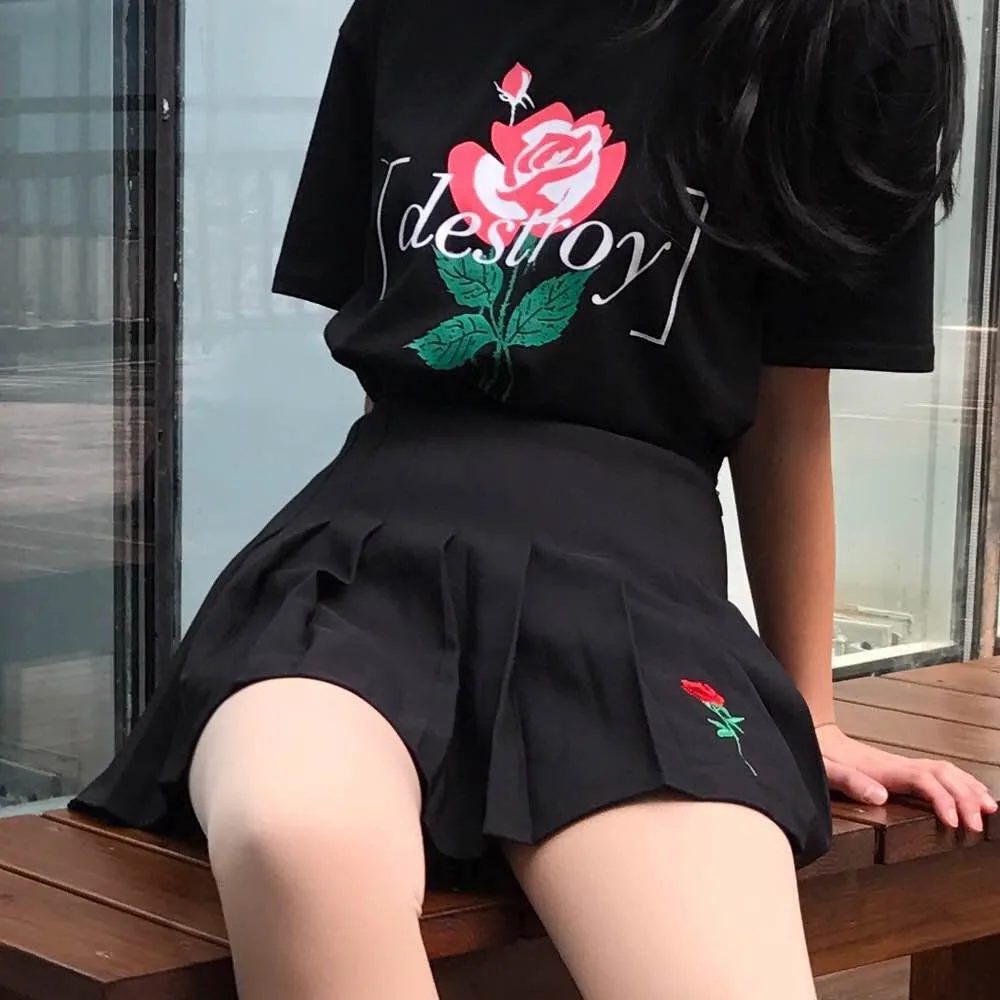 Zettai ryouiki. юбка мини. юбки молодежные. девушка в платье без лица. девушка в мини юбке без лица.