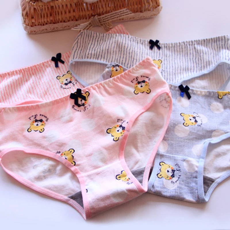 

Kids Cotton Panties Girls Cute Cartoon Bear Underwear Soft Teenage Panties Young Girls Low Waist Briefs For 12-20Y