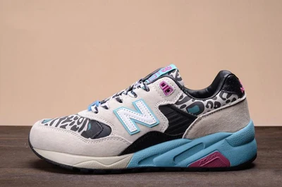 

New Balance Men And Women 580 Snake Eyes Limited Edition Lifestyle Sneaker Badminton Shoe Lace-up Big Size 36-44