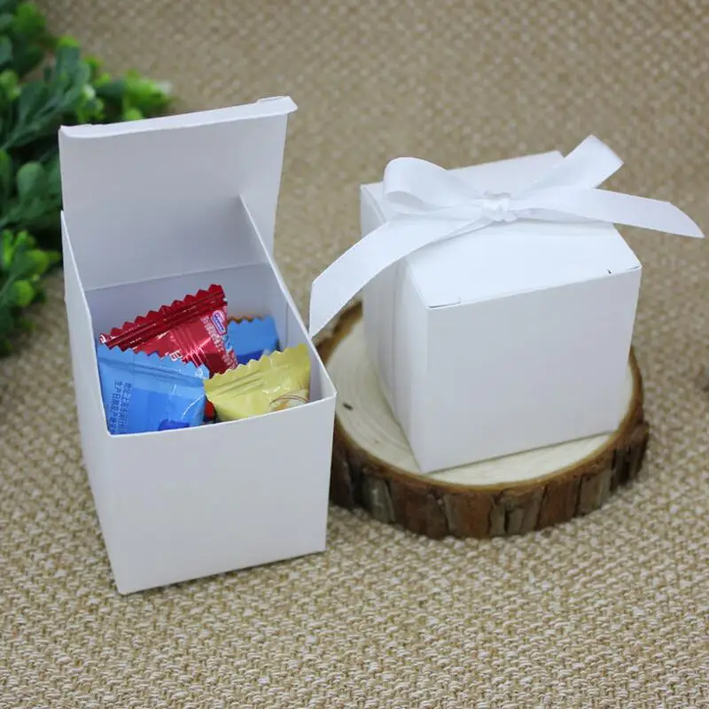 

100pcs/lot White Brown Small Gift Box Kraft Paper Candy Box with Ribbon Wedding Birthday Party Favors and Gifts Box
