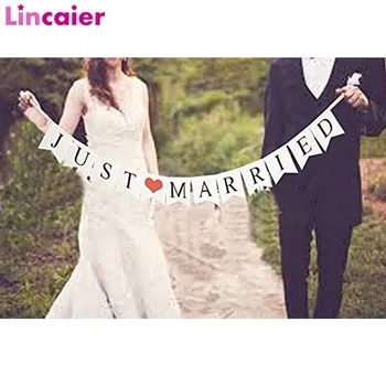 

Lincaier White Just Married Wedding Bunting Banner Photo Booth Props Romantic Paty Paper Photobooth Decoration
