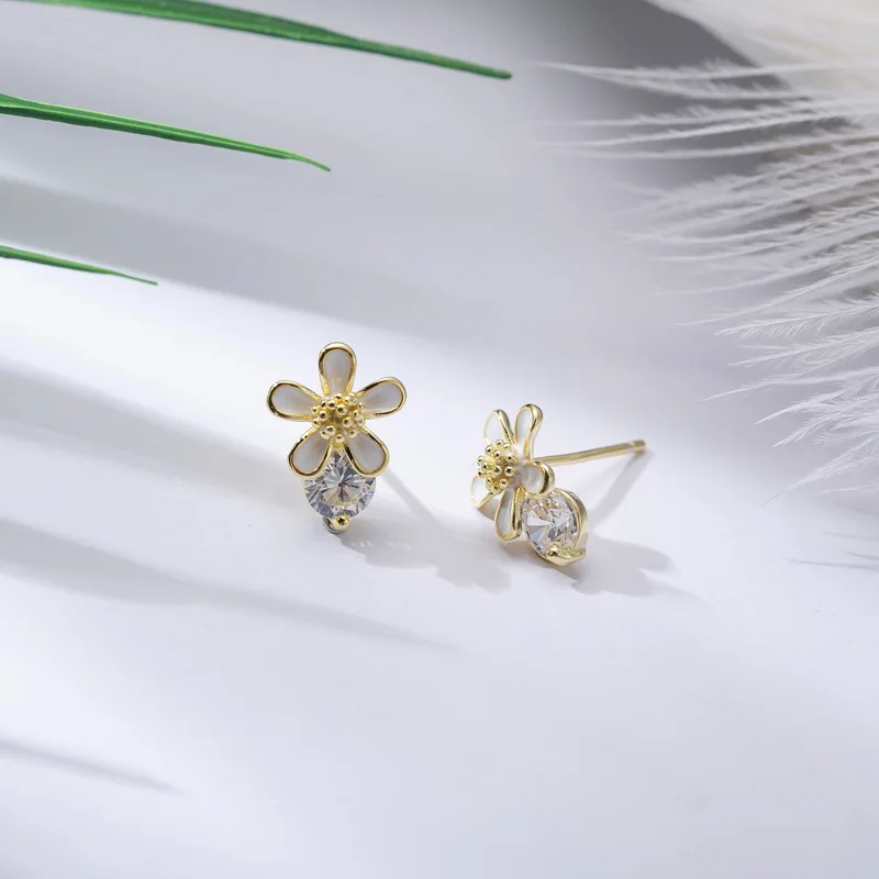 Cute Flower Cubic Zircon 925 Sterling Silver Stud Earrings for Womens Fashion Girls Gold Color Earings Brincos Christmas Jewelry Cute Flower Cubic Zircon 925 Sterling Silver Stud Earrings for Womens Fashion Girls Gold Color Earings Brincos Christmas Jewelry