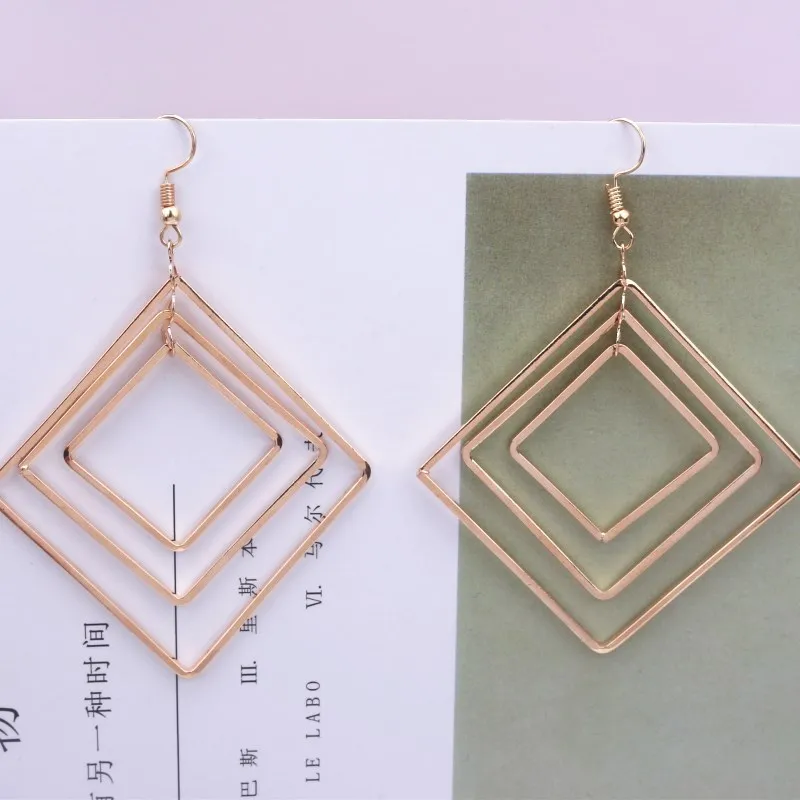 

EK114 European American Exaggerated Personality Multilayer Hollow Square Metal Earrings Geometric Pendant Fashion Brincos Punk