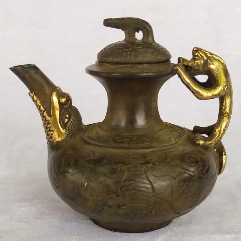 

Antique collection chinese old bronze handmade bat Tea pot art decoration pot Height :12 CM /4.8 INCH