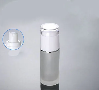 Download New 40ml frosted glass with white press mist sprayer ,40 ... Yellowimages Mockups
