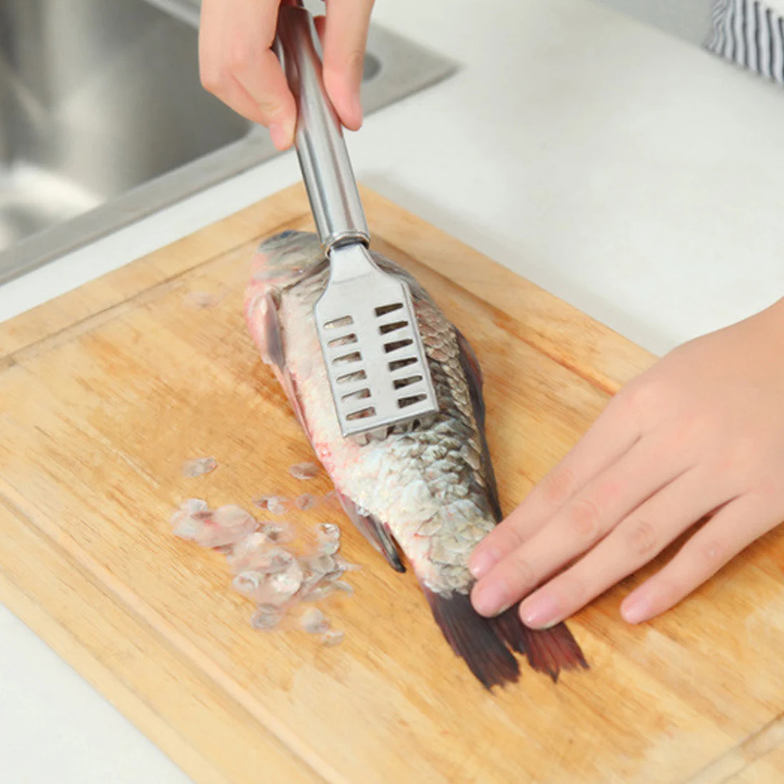 

Practical Stainless steel Practical Skin Fish shaver Cleaning Tool Brush Scales scraper Peeler Remover Durable Kitchenware