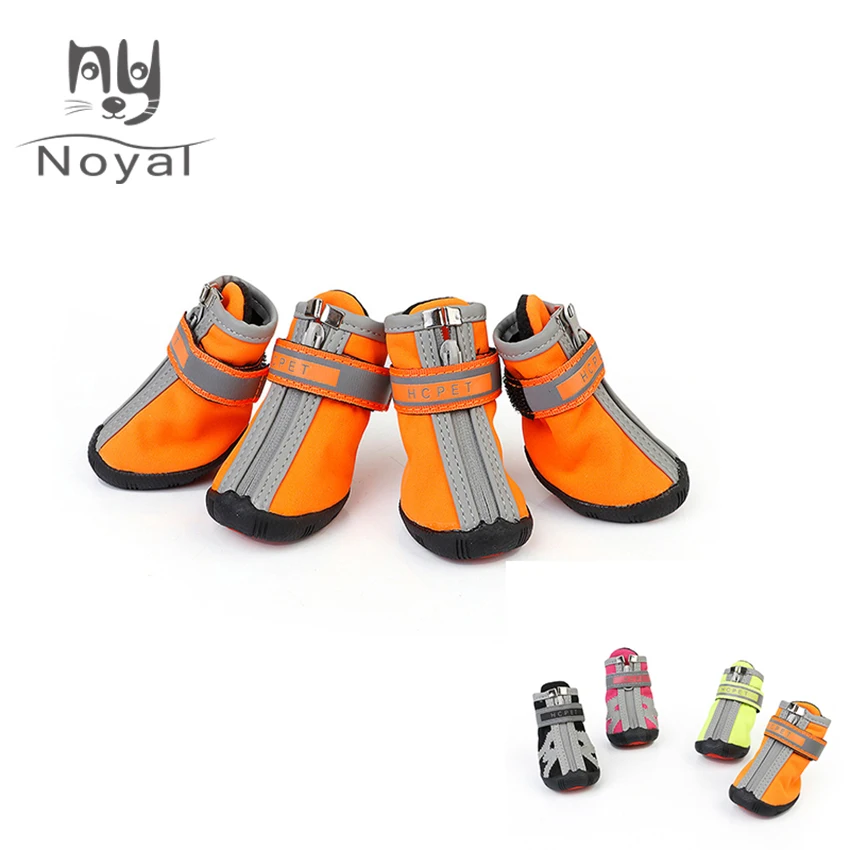 

4pcs Winter Dog Shoes Outdoor Travel Reflectable Paw Dog Boots Waterproof Anti-slip Puppy Shoes for Dog Chihuahua Warm Socks