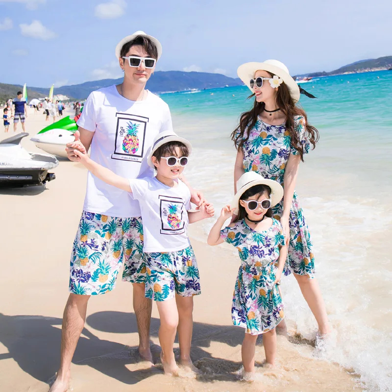 

Summer Family Matching Outfits T Shirt+short For Father& Kids Son Costumes Mother Daughter Dresses Kid Clothing Set