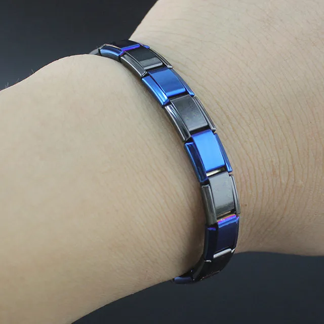 Black Blue (2)