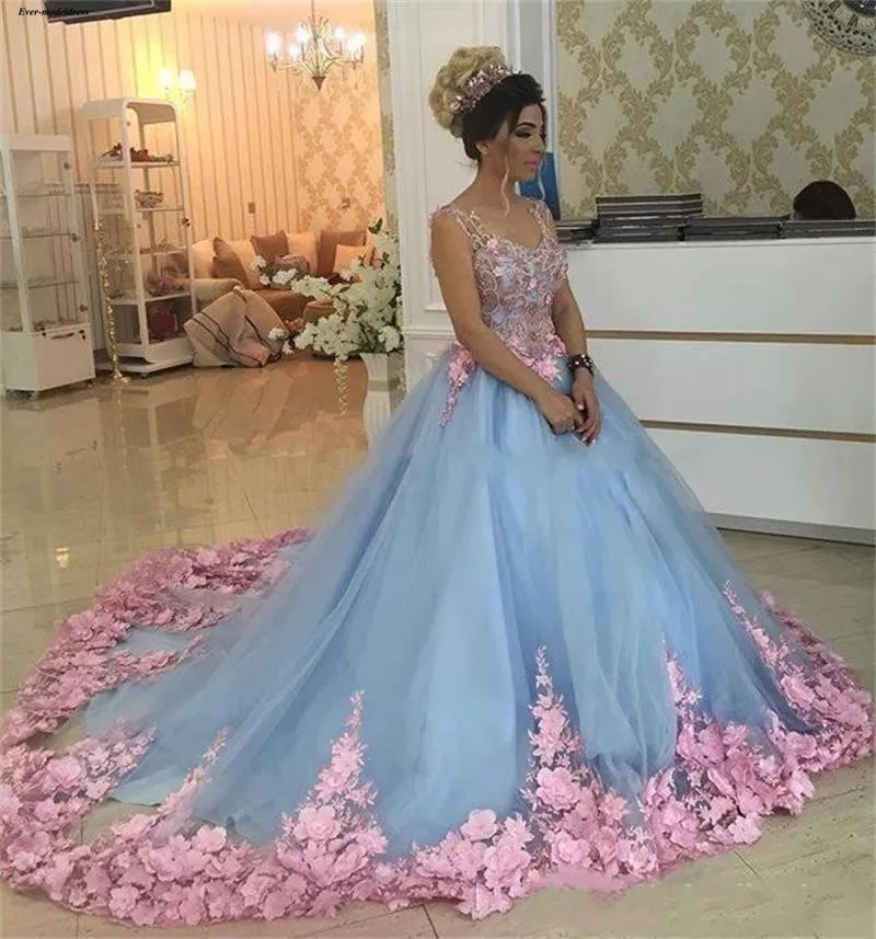 2020 Ball Gown Light Sky Blue Quinceanera Dresses Pink 3D Flowers Appliques V-Neck Sleeveless Prom Party Gowns For Sweet 16