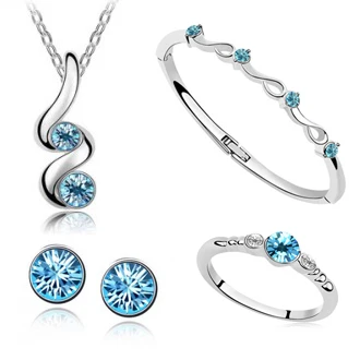 Módní kc bílé velkoobchodní crystal crystal křišťálové náhrdelníky / náušnice / náramek / prsten náramek / náramek / prsten dárek.