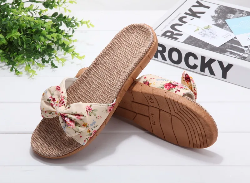 

Zhenzhou summer linen slippers female summer home indoor outdoor couple floral anti-slip bathroom home cute cool cotton linen