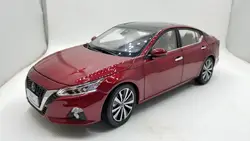 1:18 литья под давлением модель для Nissan Teana Altima 2018 красный седан сплава игрушечный автомобиль миниатюрный коллекция подарки