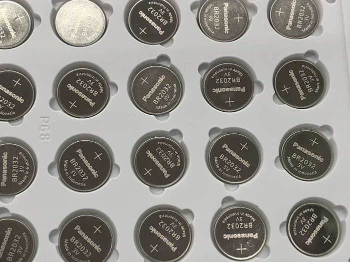 

150pcs/lot New Original Battery For Panasonic 3V BR2032 High Temperature Button Coin Cell Batteries BR 2032 Free Shipping