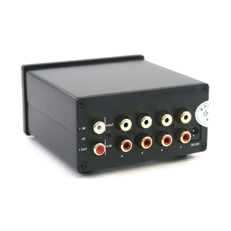 New 4 Input 1 Output / 1 Input 4 Output Two-way Audio Signal Switcher Switch Splitter Selector with RCA AC100V-240V