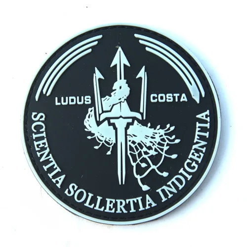 

Ludus Costa Badge PVC Tactical Patch Military Badge Combat Hook Brassard 3D Rubber Armband Black For Backpacks Caps Coat