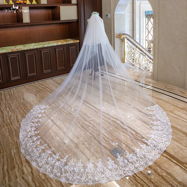 Voile de mari e strass 4 m tres de Long et 3 m tres de large