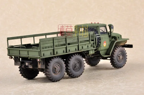 1/35 русский URAL-375D транспорт Грузовик Военная Ассамблея модель бронированного автомобиля 01027