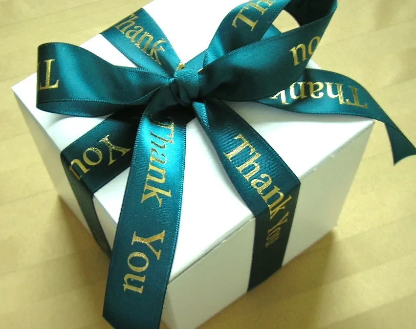 4x4_box_54in_ribbon