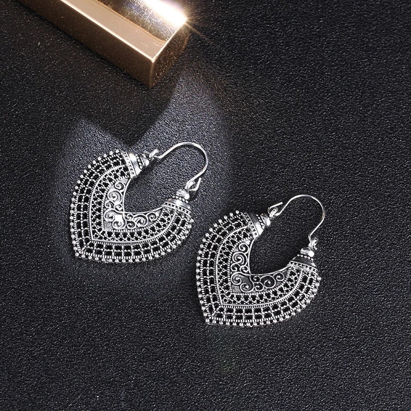 Bohemian Style Vintage Heart Shaped Earrings Earrings & Studs Bohemian Style Vintage Heart Shaped Earrings
