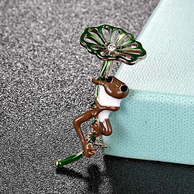 

Zlxgirl brown and green color Enamel frog pin Brooches for Women Men Alloy couple Jewelry fashion baby child hijab accessory