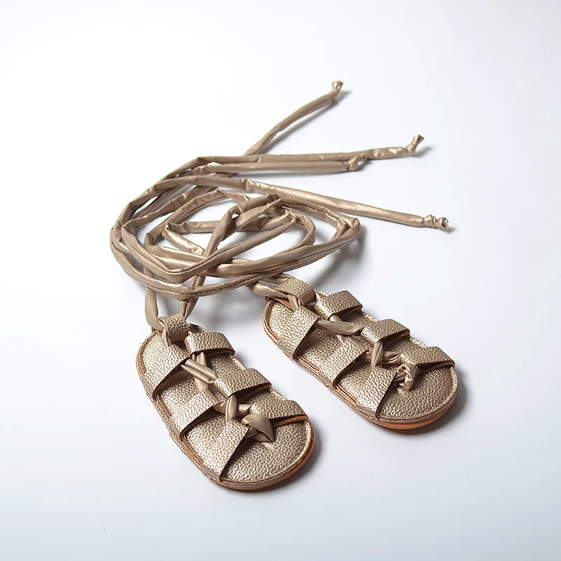 Сандалии на шнуровке для маленьких девочек; обувь с ремешками; летние сандалии с перекрестной шнуровкой для малышей; обувь в римском стиле; пляжная обувь на плоской подошве