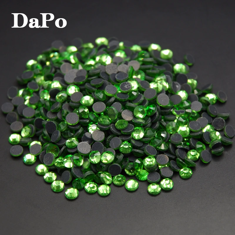 4mm Great Quality Hot Fix//Iron On Peridot Green Flatback Round HOTFIX SS16