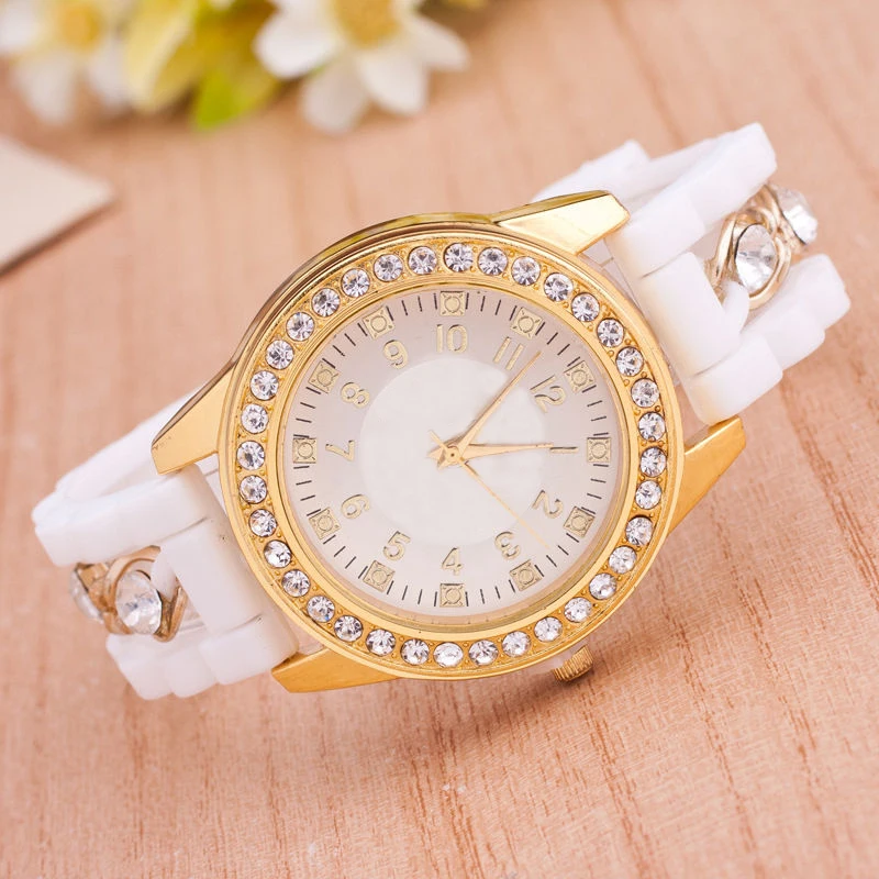 Fashion New pattern Quartz watch Silica Gel Strap Inlaid drill Glittering Golden diamond 2019 Fashion New pattern Quartz watch Silica Gel Strap Inlaid drill Glittering Golden diamond 2019