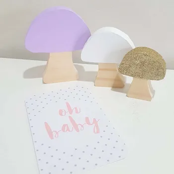 

3Pcs/Set Nordic Style Mushroom Shaped Ornaments Home Kids Bedroom Desk Decoration Fairy Garden Wood Decoration Figurine Adornos
