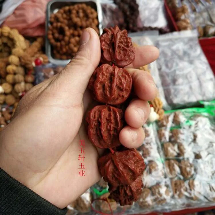 Withered walnut hand string wild pork tied to the son of 18 tablets | Украшения и аксессуары