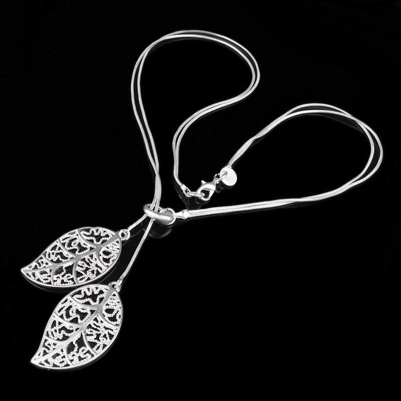 600