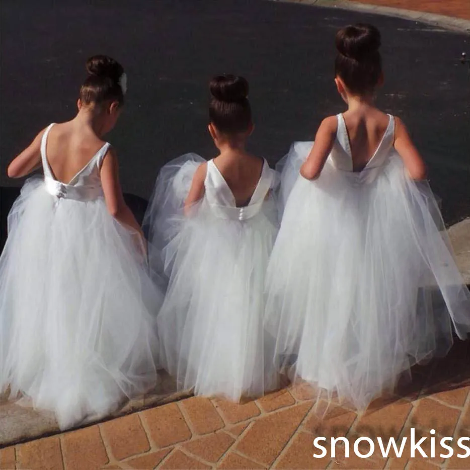 White/ivory long scoop neckline hollow back flower girl dresses elegant lace appliques tulle wedding birthday party ball gowns