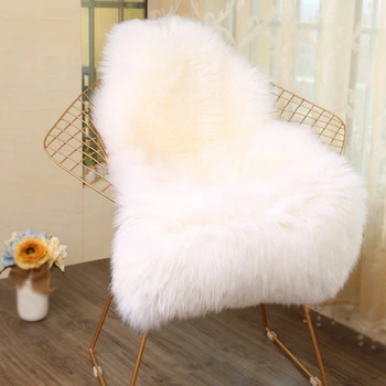 

High Quality 60*102cm Artificial Wool Carpet Living Room Bedroom Rugs Plush Fabric Plain Fluffy Area Rugs Washable Bedroom Mat