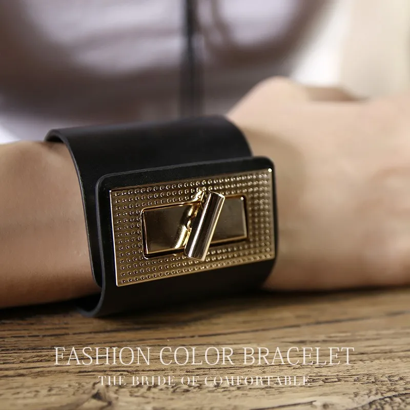 

BRAND luxury design 2018 new trendy wide unique bangle black genuine leather bracelet wholesale